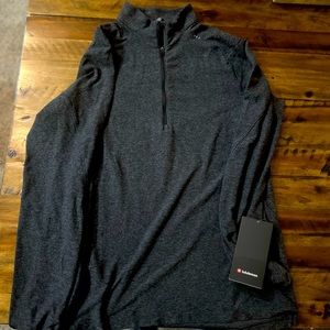 NWT Men’s Lululemon 1/4 zip size large